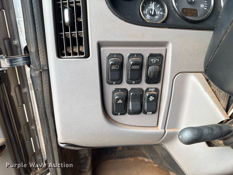 image for item EJ4724 2020 Peterbilt 337 dump flatbed truck