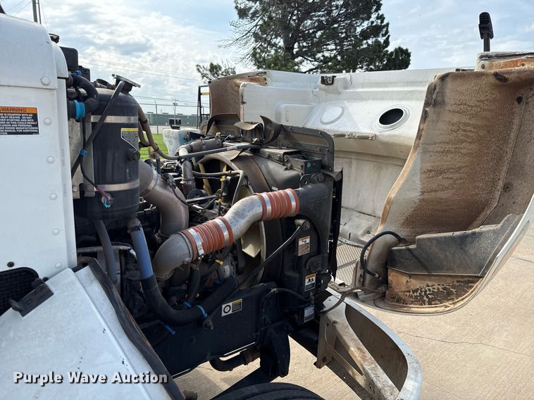 image for item EJ4724 2020 Peterbilt 337 dump flatbed truck