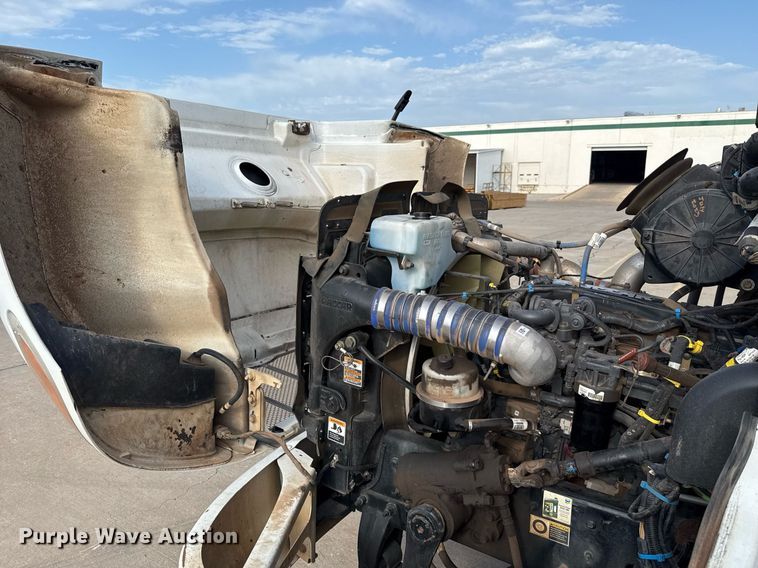 image for item EJ4724 2020 Peterbilt 337 dump flatbed truck