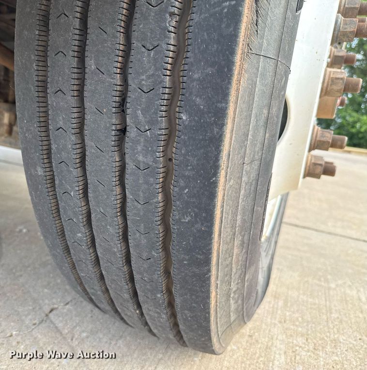 image for item EJ4724 2020 Peterbilt 337 dump flatbed truck