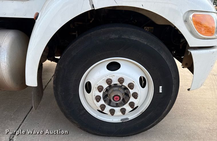 image for item EJ4724 2020 Peterbilt 337 dump flatbed truck