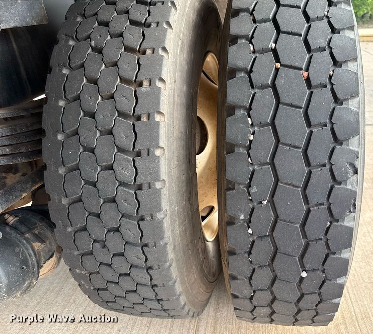 image for item EJ4724 2020 Peterbilt 337 dump flatbed truck