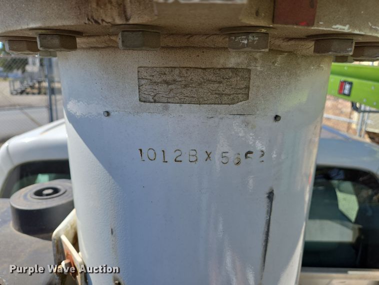 image for item EJ7376 2012 Ford F450 Super Duty bucket truck