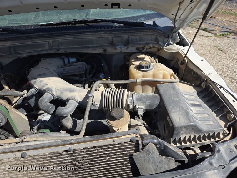 image for item EJ7376 2012 Ford F450 Super Duty bucket truck