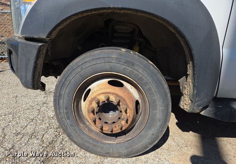 image for item EJ7376 2012 Ford F450 Super Duty bucket truck