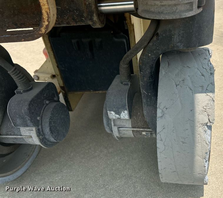 image for item EK8209 2007 JLG 2030ES scissor lift