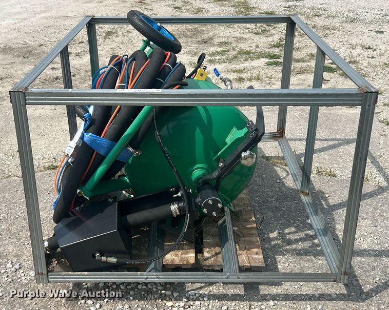 image for item EK8222 Mobile blasting sand blaster