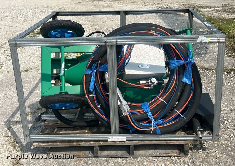 image for item EK8222 Mobile blasting sand blaster