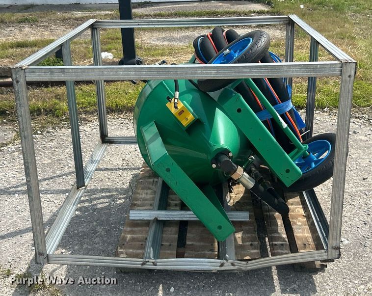 image for item EK8222 Mobile blasting sand blaster