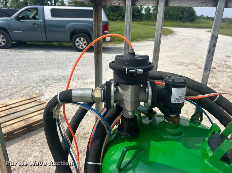 image for item EK8223 Mobile Blasting sand blaster