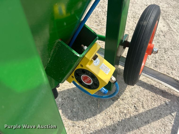 image for item EK8224 Mobile Blasting sand blaster