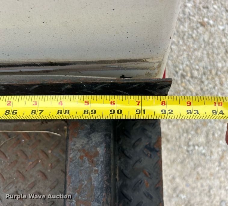 image for item EK8226 1997 Chevrolet C5500 utility / service truck