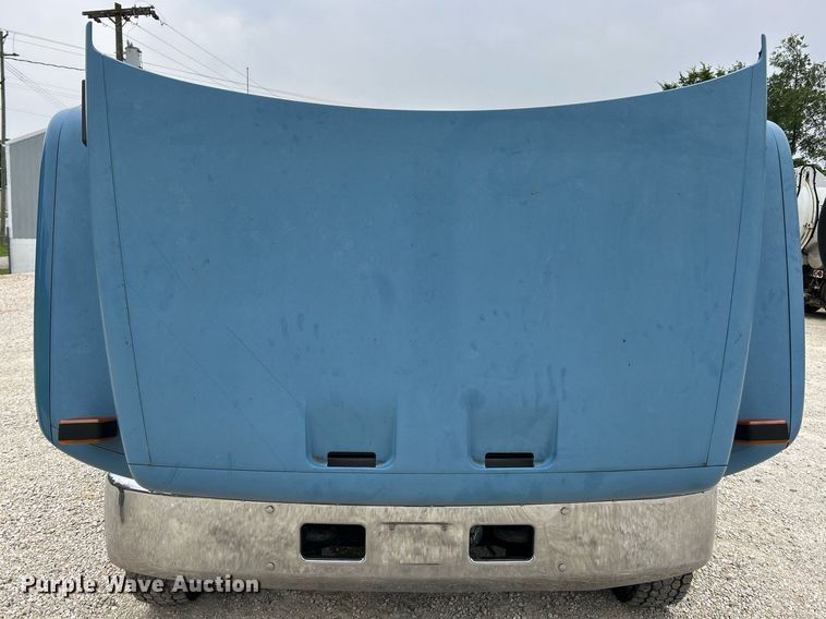 image for item EK8226 1997 Chevrolet C5500 utility / service truck