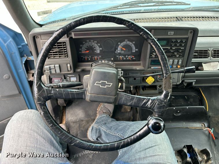 image for item EK8226 1997 Chevrolet C5500 utility / service truck