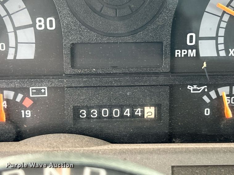 image for item EK8226 1997 Chevrolet C5500 utility / service truck