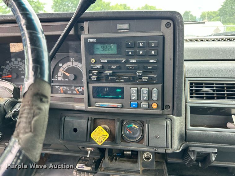 image for item EK8226 1997 Chevrolet C5500 utility / service truck