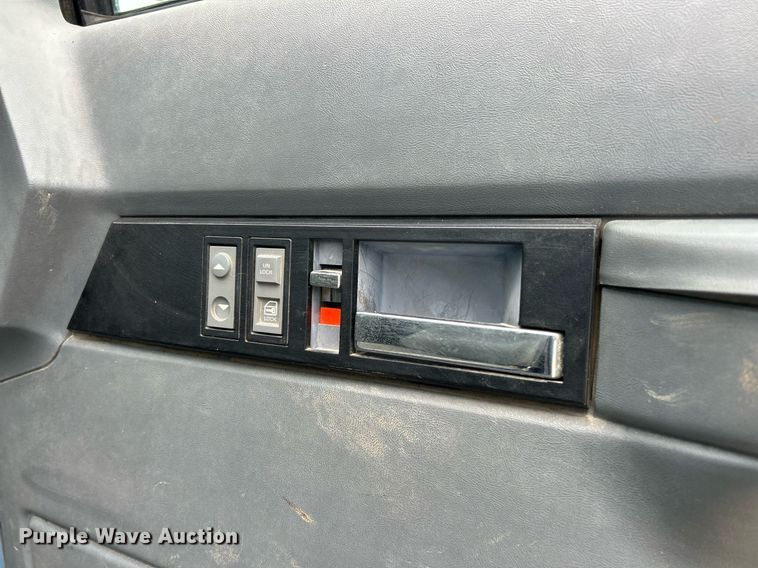 image for item EK8226 1997 Chevrolet C5500 utility / service truck