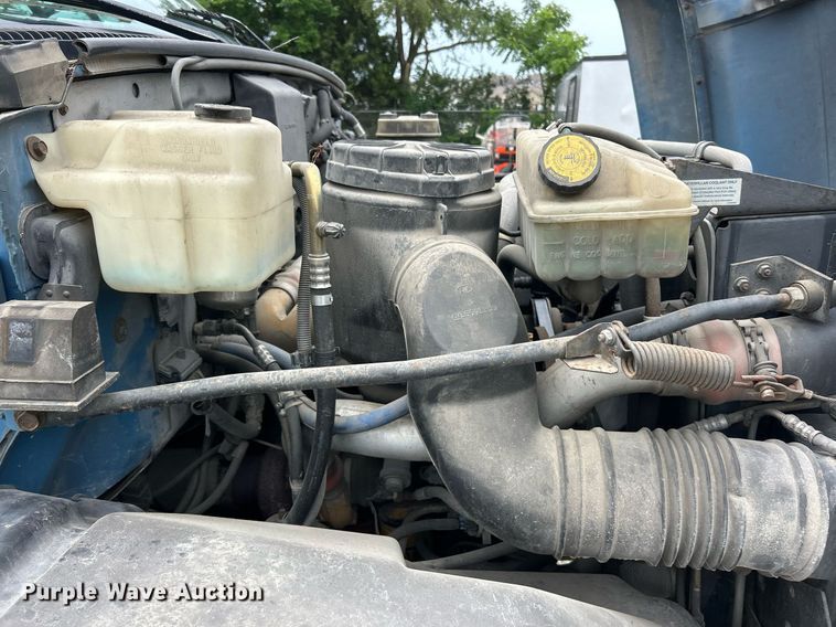 image for item EK8226 1997 Chevrolet C5500 utility / service truck