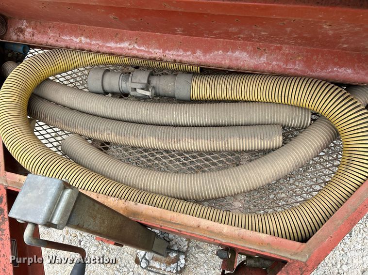 image for item EK8229 2005 Ditch Witch FX30 vacuum excavator