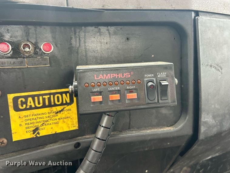 image for item EK8230 2002 International 2554 sewer jetter truck