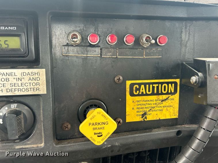 image for item EK8230 2002 International 2554 sewer jetter truck