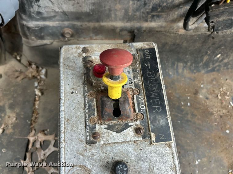 image for item EK8230 2002 International 2554 sewer jetter truck