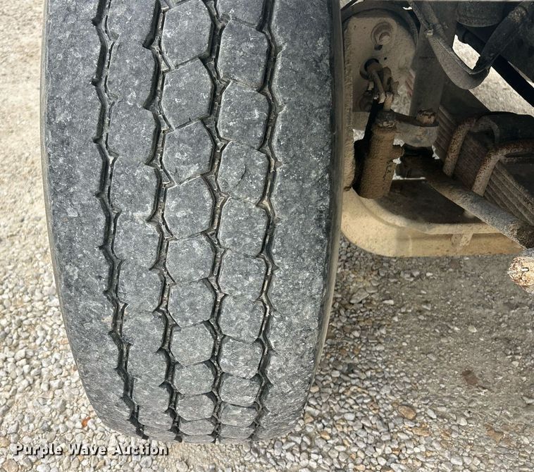 image for item EK8230 2002 International 2554 sewer jetter truck