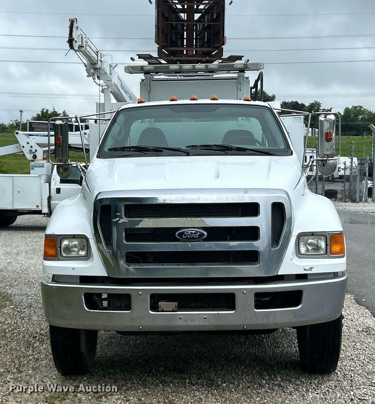 image for item EK8238 2010 Ford F750 Super Duty XL utility / service truck