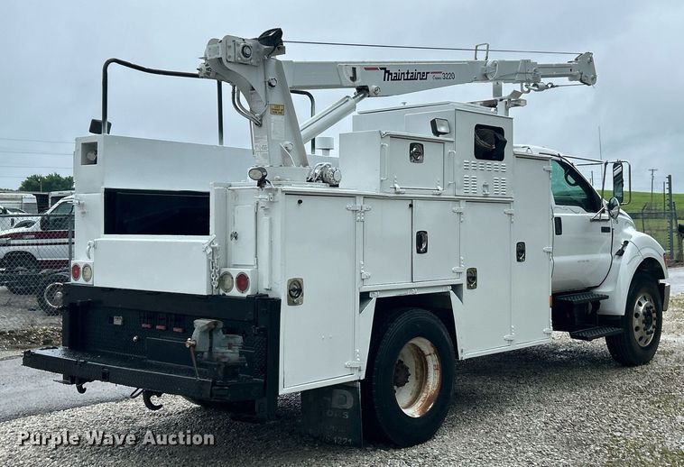 image for item EK8238 2010 Ford F750 Super Duty XL utility / service truck