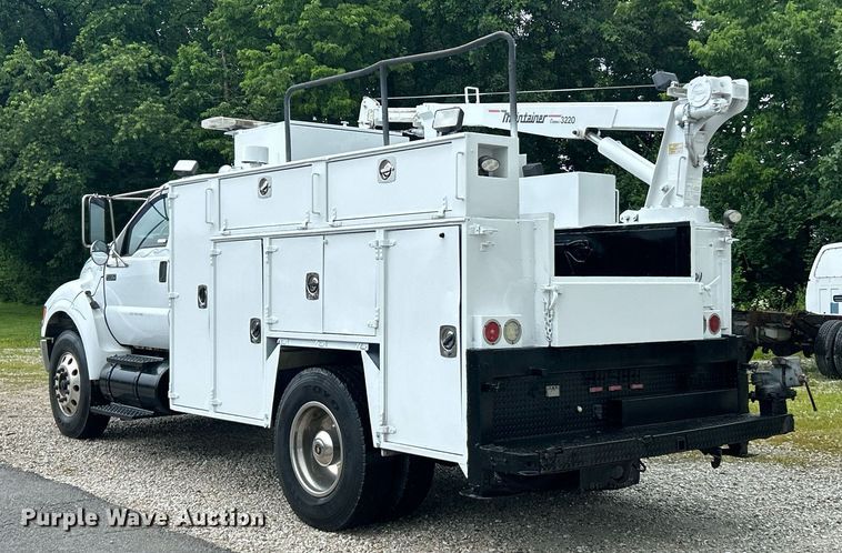 image for item EK8238 2010 Ford F750 Super Duty XL utility / service truck