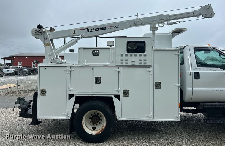 image for item EK8238 2010 Ford F750 Super Duty XL utility / service truck