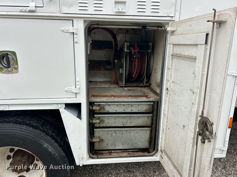 image for item EK8238 2010 Ford F750 Super Duty XL utility / service truck