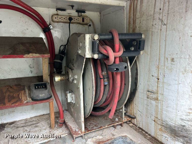 image for item EK8238 2010 Ford F750 Super Duty XL utility / service truck