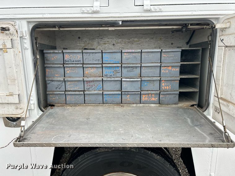 image for item EK8238 2010 Ford F750 Super Duty XL utility / service truck