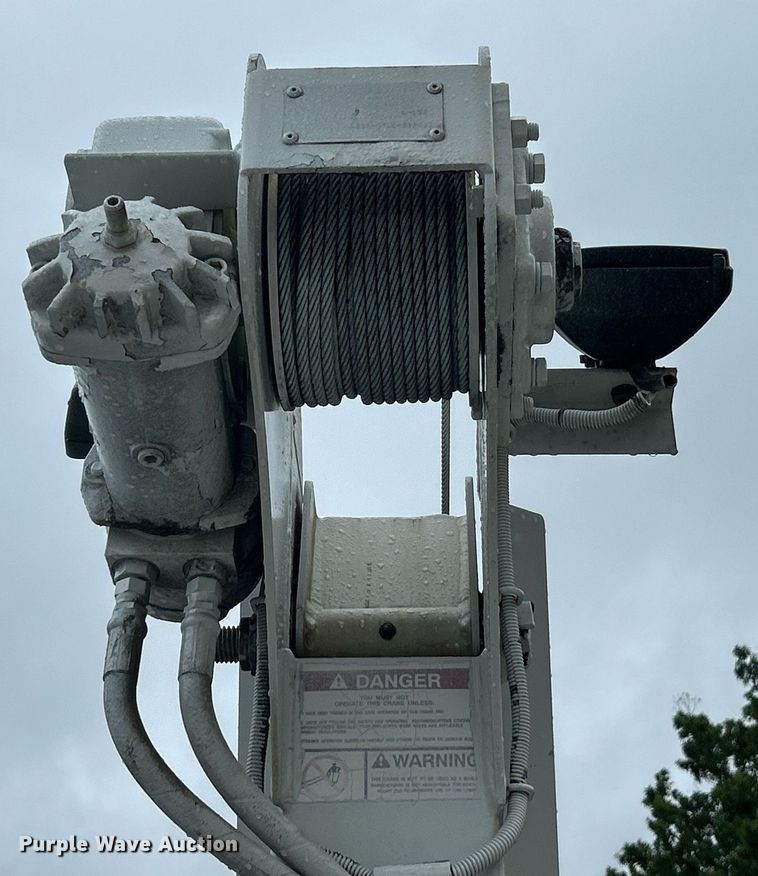 image for item EK8238 2010 Ford F750 Super Duty XL utility / service truck