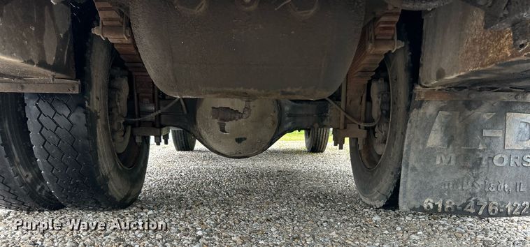 image for item EK8238 2010 Ford F750 Super Duty XL utility / service truck