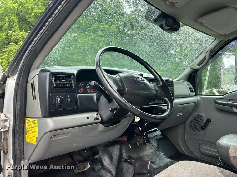 image for item EK8238 2010 Ford F750 Super Duty XL utility / service truck