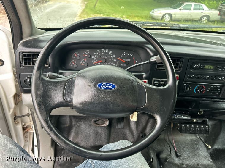 image for item EK8238 2010 Ford F750 Super Duty XL utility / service truck