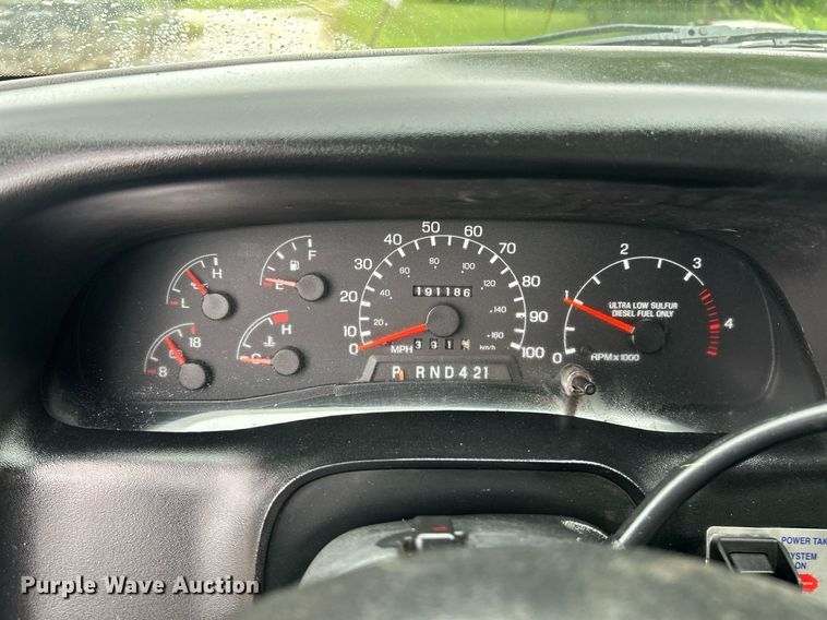 image for item EK8238 2010 Ford F750 Super Duty XL utility / service truck