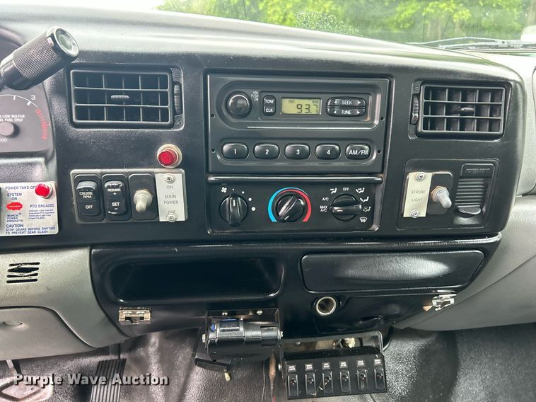 image for item EK8238 2010 Ford F750 Super Duty XL utility / service truck