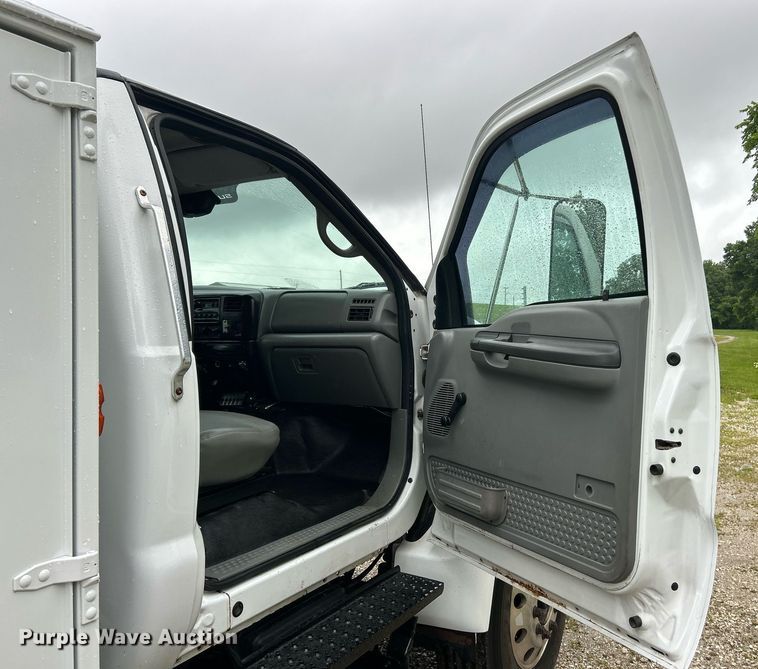 image for item EK8238 2010 Ford F750 Super Duty XL utility / service truck