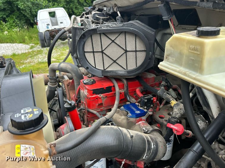 image for item EK8238 2010 Ford F750 Super Duty XL utility / service truck