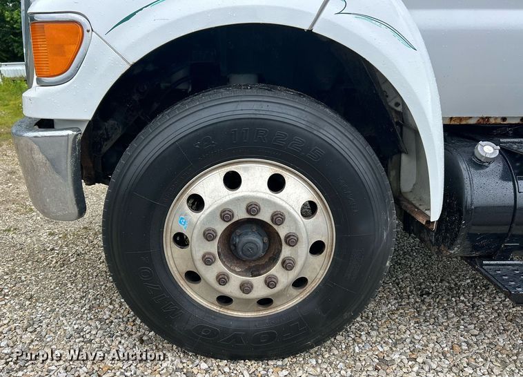 image for item EK8238 2010 Ford F750 Super Duty XL utility / service truck