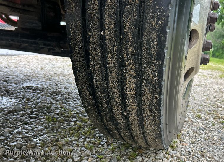 image for item EK8238 2010 Ford F750 Super Duty XL utility / service truck