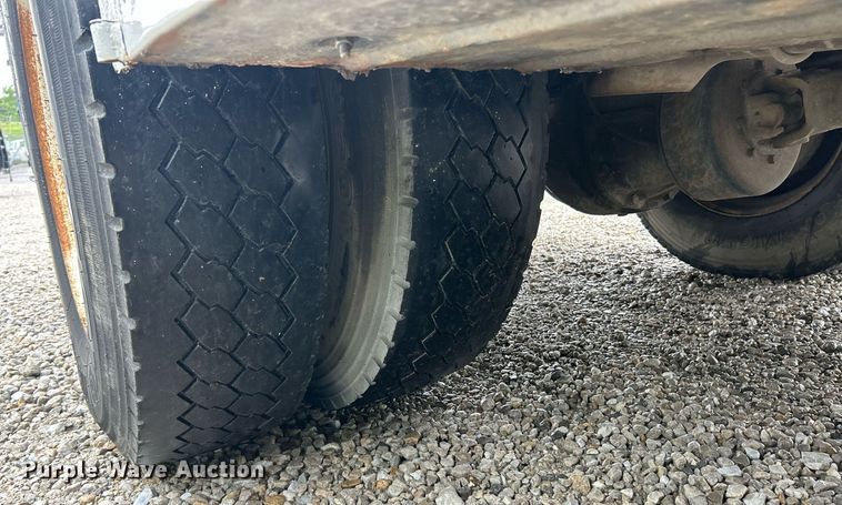 image for item EK8238 2010 Ford F750 Super Duty XL utility / service truck