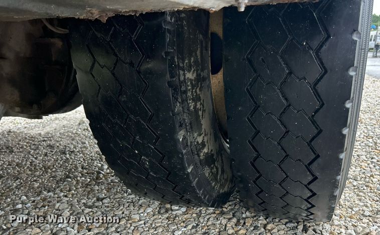 image for item EK8238 2010 Ford F750 Super Duty XL utility / service truck