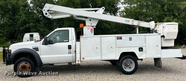 image for item EK8239 2009 Ford F550 Super Duty XL bucket truck