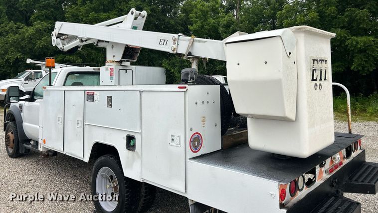 image for item EK8239 2009 Ford F550 Super Duty XL bucket truck