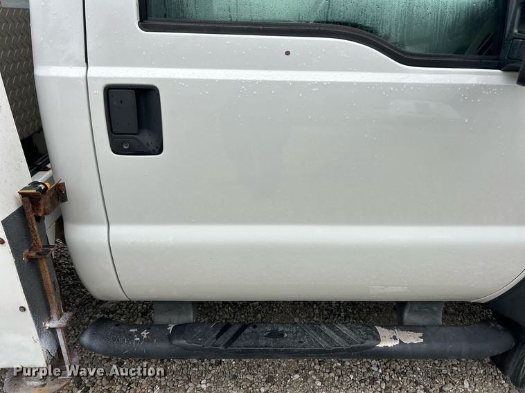 image for item EK8239 2009 Ford F550 Super Duty XL bucket truck