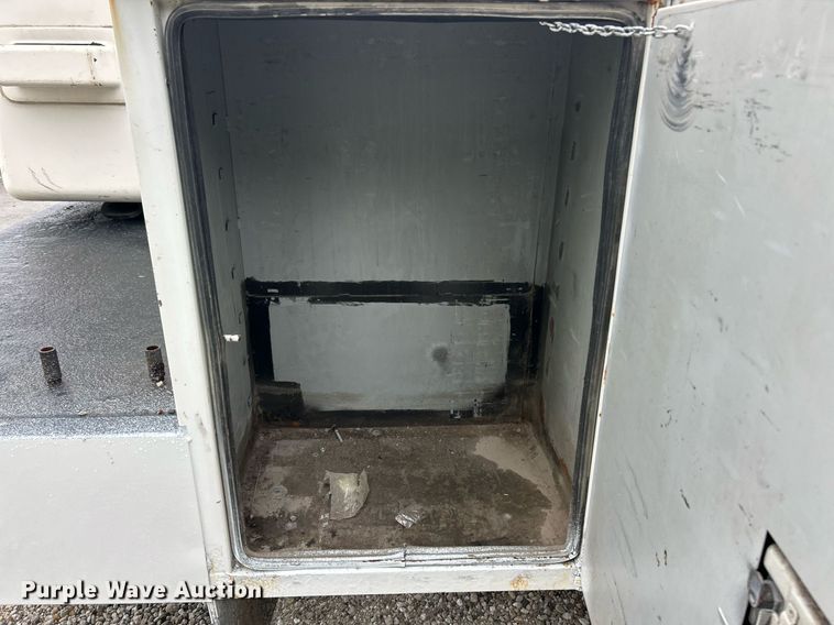 image for item EK8239 2009 Ford F550 Super Duty XL bucket truck